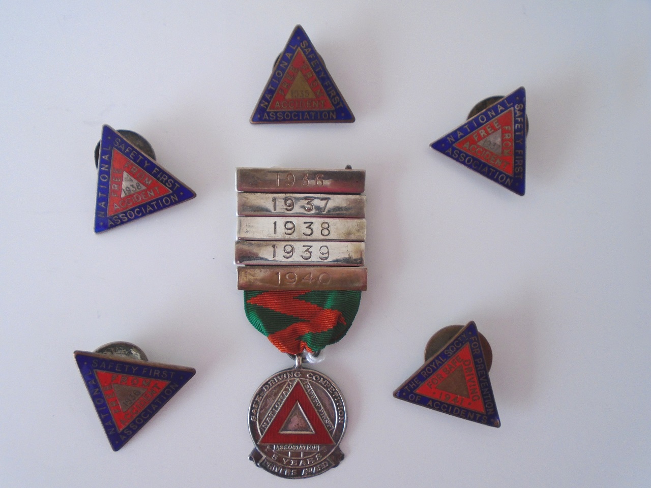 Rushden museum-driving badges
