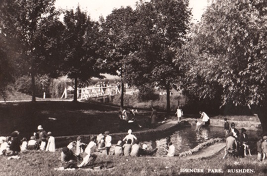 Rushden museum-spencer park