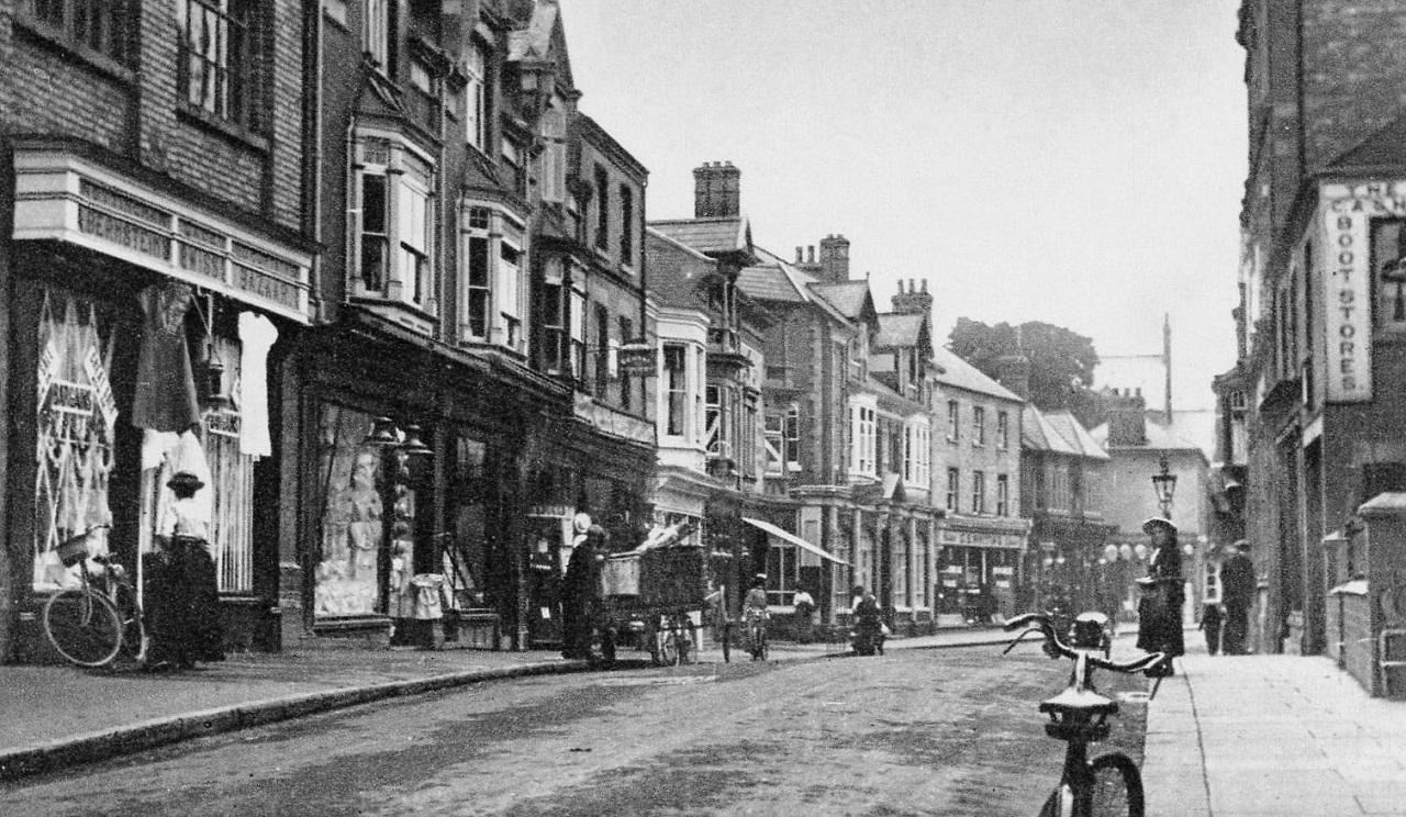 Rushden museum-Ullman shop