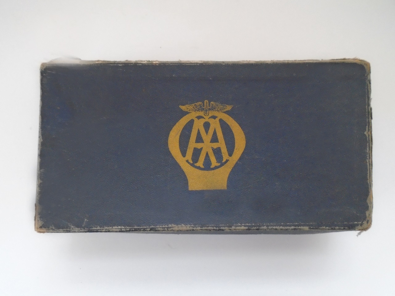 Rushden museum-box of AA books