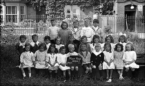 Rushden museum-Moor Road school