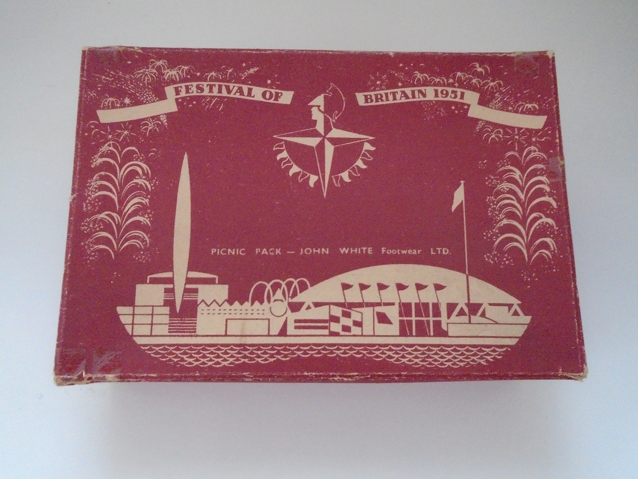 Rushden museum-picnic box