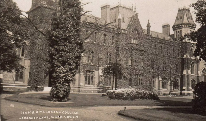 Rushden Museum-Home & Colonial college