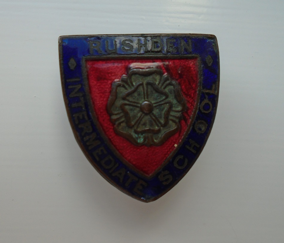 Rushden museum-School badge