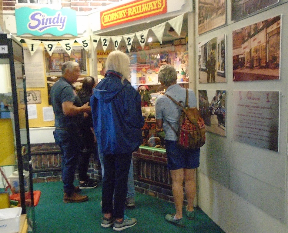 Rushden museum-visitors