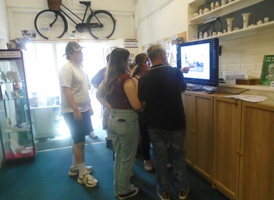 Rushden museum-slide show